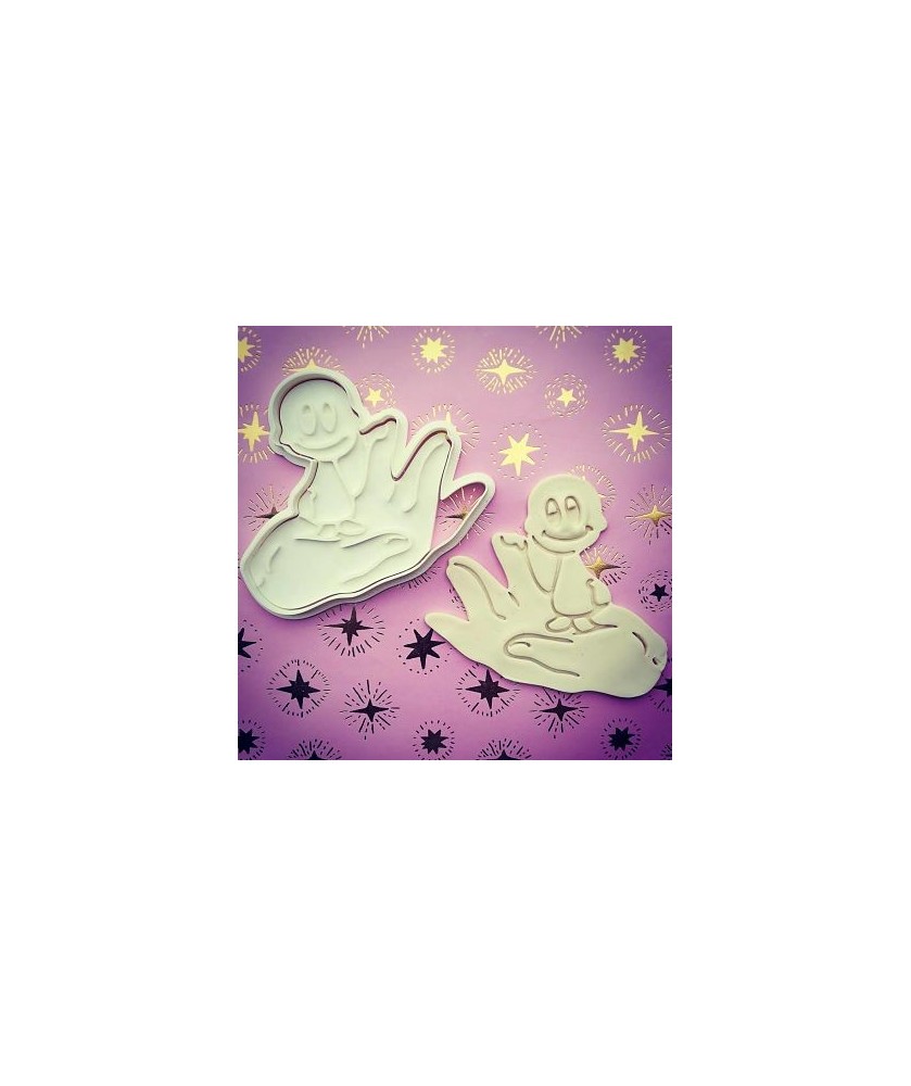 Bambino sulla mano